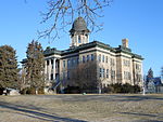 Cascade Co Courthouse outside 3